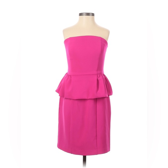 Express magenta peplum strapless dress size 4! - Picture 1 of 3